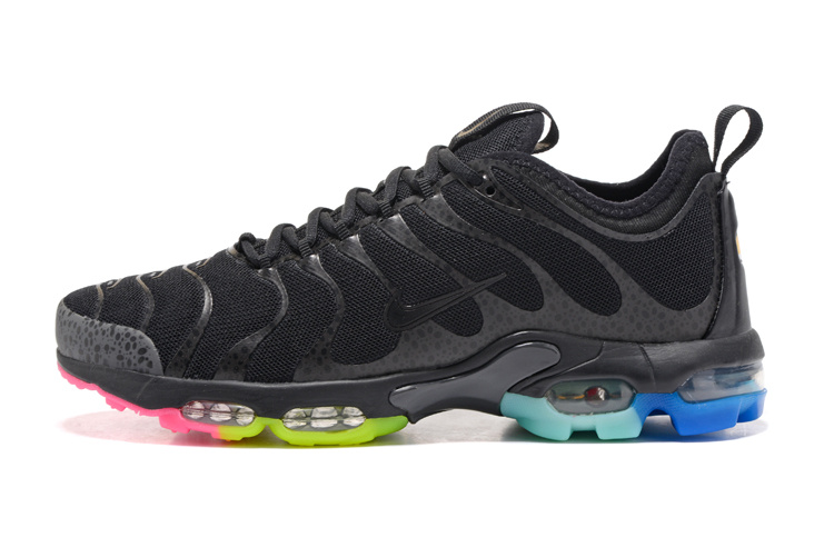 Nike Air Max Plus TN Ultra Running Shoes Men Black Colored 32700