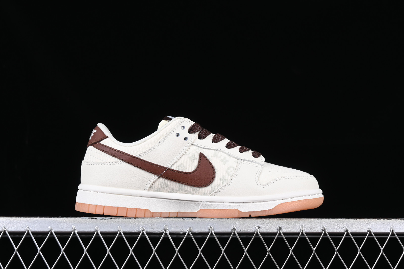 Nike SB Dunk Low LV Rice White Brown Gold XD6188-010 45176